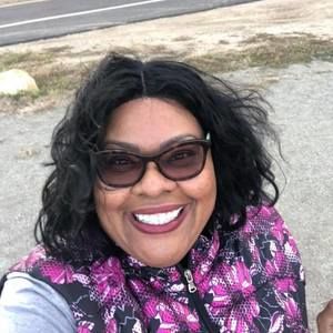 Meet your Posher, Lesa